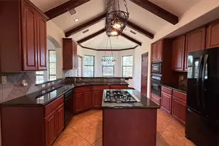 131 Joe Harper Ct, Dripping Springs, TX 78620 - Photo 5