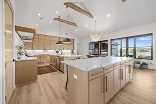 107 W Lakeshore Dr, Dripping Springs, TX 78620 - Photo 5