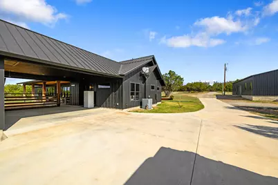 107 W Lakeshore Drive, Dripping Springs, TX 78620 - Photo 31