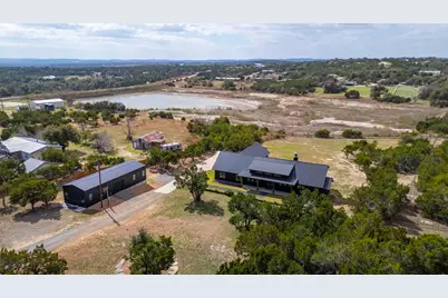 107 W Lakeshore Drive, Dripping Springs, TX 78620 - Photo 35