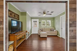 503 E Bluebonnet Ln, Johnson City, TX 78636 - Photo 3