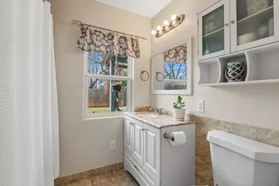 503 E Bluebonnet Lane, Johnson City, TX 78636 - Photo 15