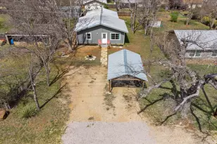 503 E Bluebonnet Ln, Johnson City, TX 78636 - Photo 23