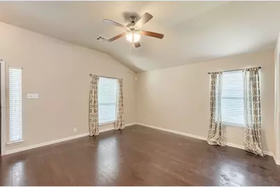 865 Heritage Springs Trail, Round Rock, TX 78664 - Photo 5