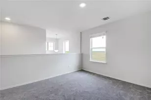 121 Nettletree Dr, Buda, TX 78610 - Photo 13