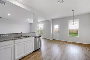 121 Nettletree Dr, Buda, TX 78610 - Photo 11