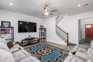 245 Brooks Ranch Dr, Kyle, TX 78640 - Photo 3