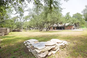 205 Bello Cir, Georgetown, TX 78628 - Photo 33