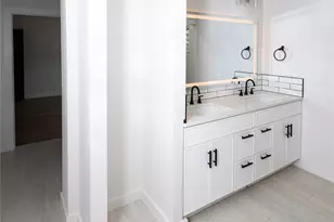 205 Bello Cir, Georgetown, TX 78628 - Photo 23