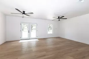 205 Bello Cir, Georgetown, TX 78628 - Photo 11