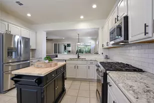 119 Rain Lily Ln, Georgetown, TX 78633 - Photo 17