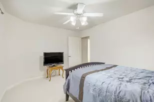 410 Thunderbay Dr, Georgetown, TX 78626 - Photo 21