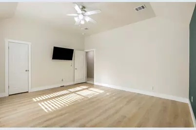 410 Thunderbay Drive, Georgetown, TX 78626 - Photo 23