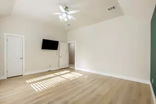 410 Thunderbay Dr, Georgetown, TX 78626 - Photo 23