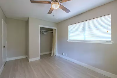 3206 Goodwin Avenue, Austin, TX 78702 - Photo 11