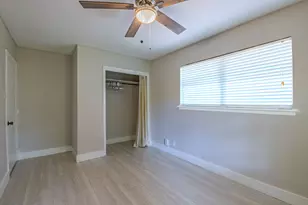 3206 Goodwin Ave, Austin, TX 78702 - Photo 11