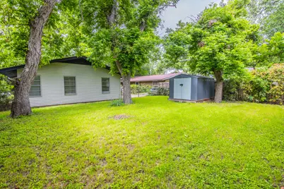 3206 Goodwin Avenue, Austin, TX 78702 - Photo 13