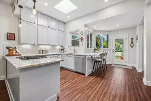 2708 W 35th St, Austin, TX 78703 - Photo 3