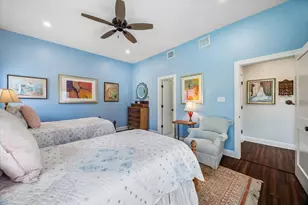 2708 W 35th St, Austin, TX 78703 - Photo 19