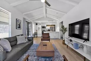 1205 Arthur Stiles St, Austin, TX 78721 - Photo 1