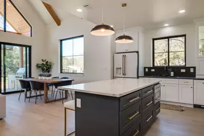 614 Pecan Creek Drive, Horseshoe Bay, TX 78657 - Photo 11