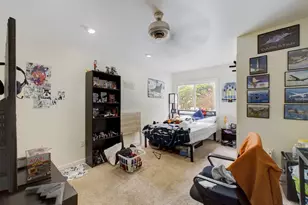 915 Keith Ln, Austin, TX 78705 - Photo 11