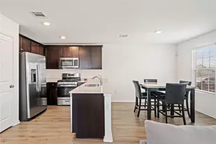 17813 Willacy Cv, Elgin, TX 78621 - Photo 19