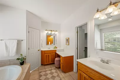 1211 Quail Ridge Drive, Dripping Springs, TX 78620 - Photo 17