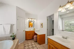 1211 Quail Ridge Dr, Dripping Springs, TX 78620 - Photo 17