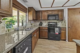 9127 Granada Hills Dr, Austin, TX 78737 - Photo 11