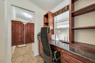 412 Leaning Oak Ln, Somerville, TX 77879 - Photo 13