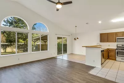 17111 Jigsaw Pathway, Round Rock, TX 78664 - Photo 3