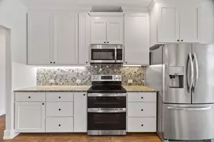 110 Chaumont St, Kingsland, TX 78639 - Photo 19