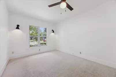 3300 Harris Park Avenue, Austin, TX 78705 - Photo 13