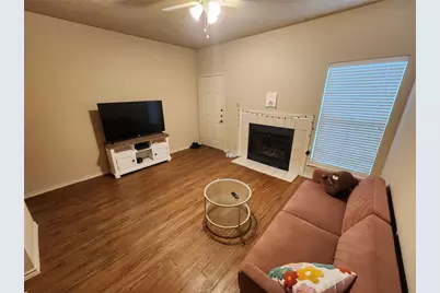 2414 Longview Street #306, Austin, TX 78705 - Photo 5