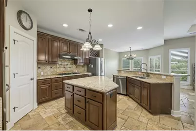 116 Tallstar Drive, Lakeway, TX 78734 - Photo 9