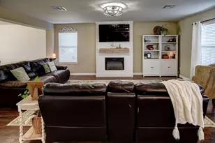 104 Trapper Trail, Bastrop, TX 78602 - Photo 7