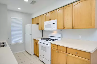 2104 Magazine Street, Austin, TX 78727 - Photo 9