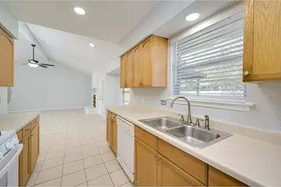 2104 Magazine Street, Austin, TX 78727 - Photo 13