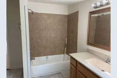 823 Monterrey Street, Lockhart, TX 78644 - Photo 9