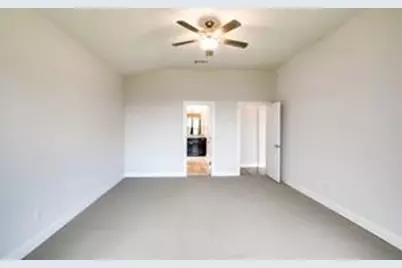 109 Lorena Lane, Georgetown, TX 78628 - Photo 15