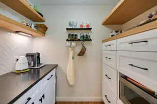 24240 Spur Trail, Spicewood, TX 78669 - Photo 11