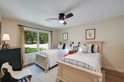 24240 Spur Trail, Spicewood, TX 78669 - Photo 17