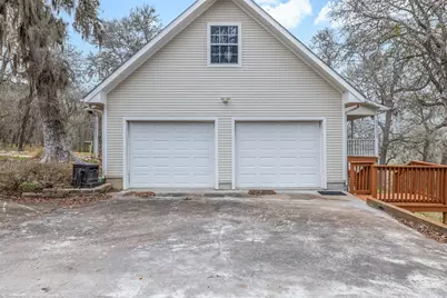 601 Country Club Court, La Grange, TX 78945 - Photo 25