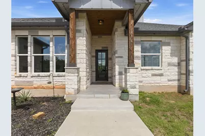 106 Pinecrest Drive, Bastrop, TX 78602 - Photo 3