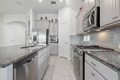 606 Linares Lane, Austin, TX 78748 - Photo 9