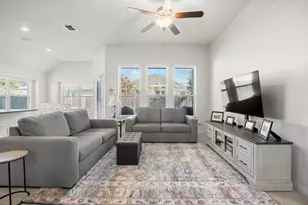 606 Linares Ln, Austin, TX 78748 - Photo 7