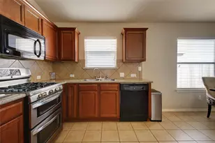 2731 Herrington Cove, Round Rock, TX 78665 - Photo 15