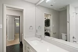 6404 Shoal Creek Blvd, Austin, TX 78757 - Photo 27