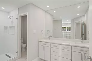 6404 Shoal Creek Blvd, Austin, TX 78757 - Photo 21